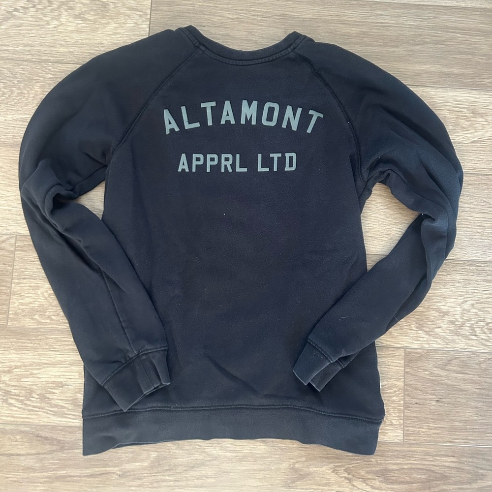 Altamont crewneck